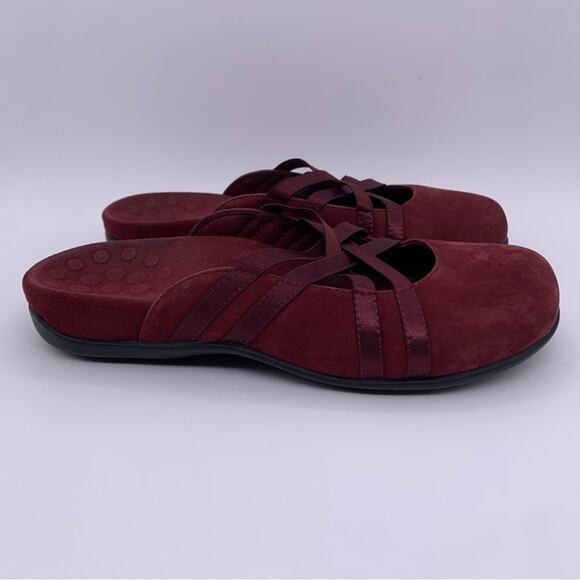 Vionic Claire Suede Slip On Mules Casual Flat Women Shoes  -  Size:   6 - Picture 1 of 14